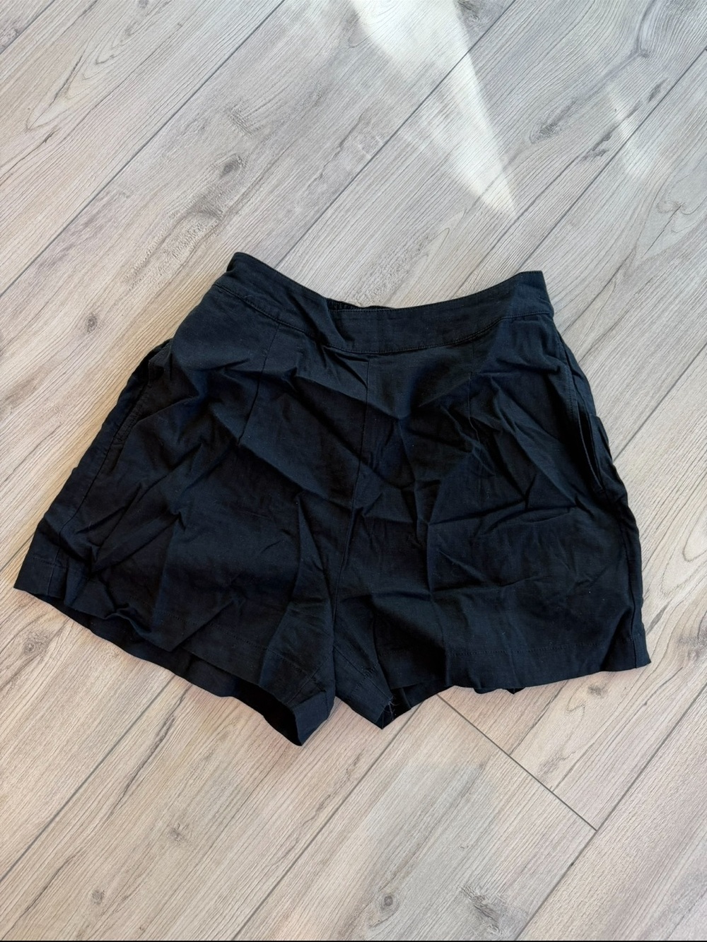 Madewell Black High-Waist Pull-On Shorts